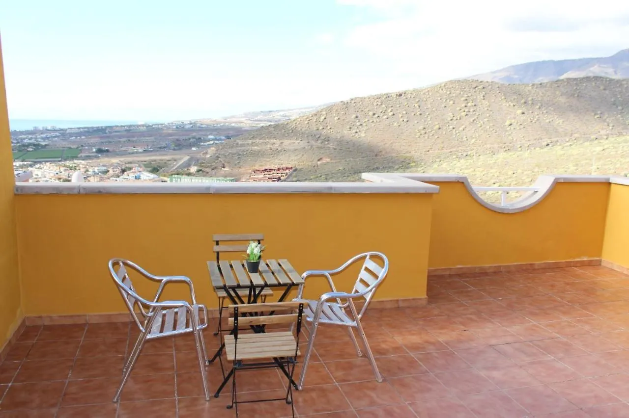 Holiday Home With A Serene Ocean And Mountain View Costa Adeje  0*, Costa Adeje (Tenerife) España